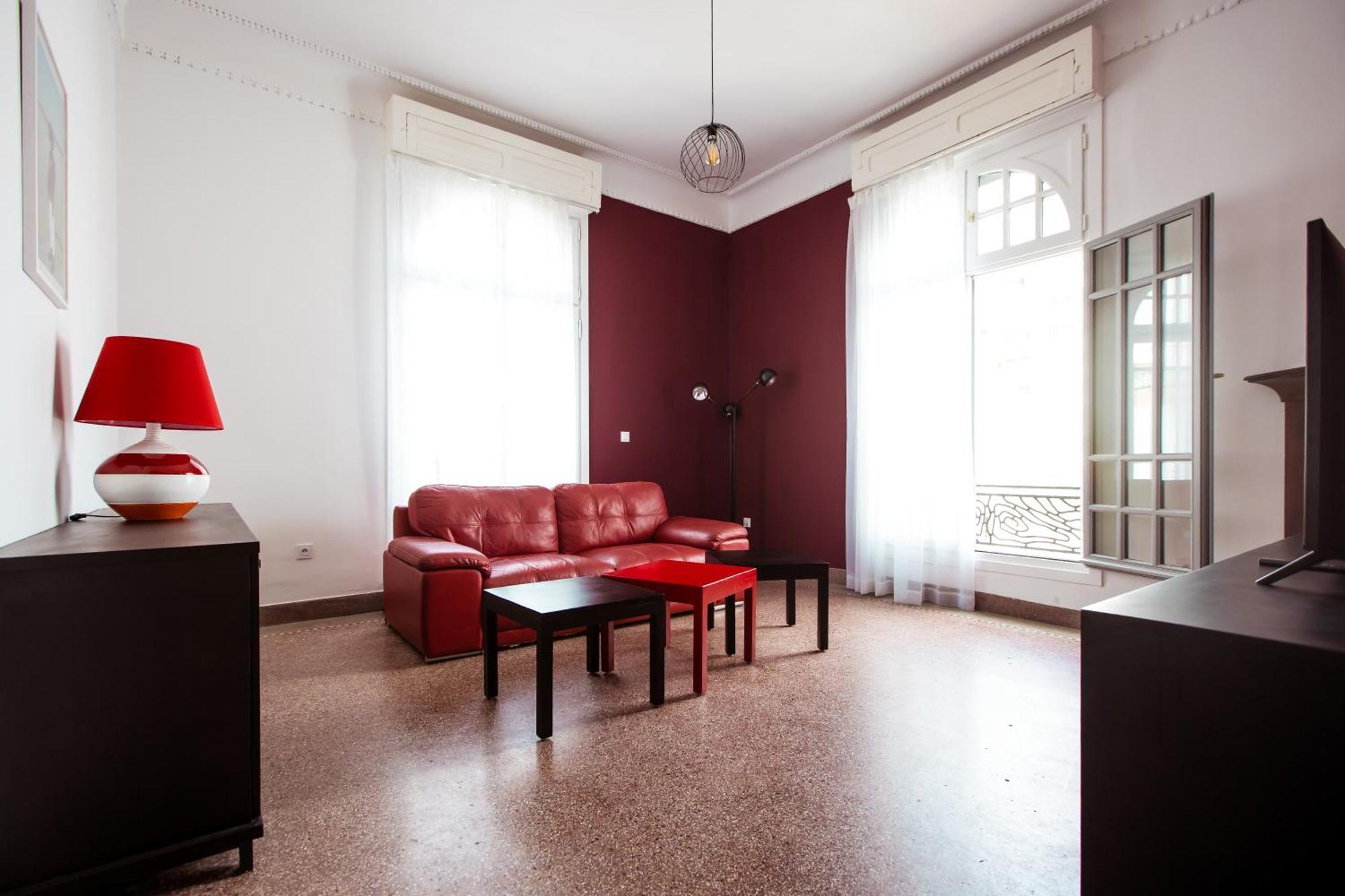 Balima Harcourt Deluxe Apartment *